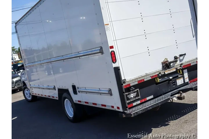 $21995 : Ford E-Series 2021 E-350 SD image 10