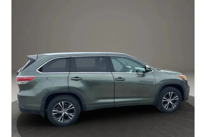 $18500 : 2016 Highlander XLE image 8