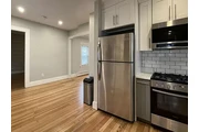 $800 : SAN RAFAEL 1BED 1BA thumbnail