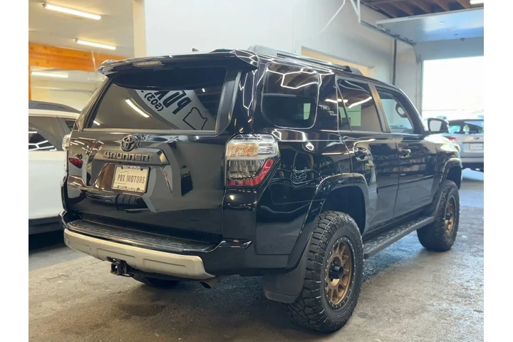 $37300 : 2021 TOYOTA 4RUNNER image 9