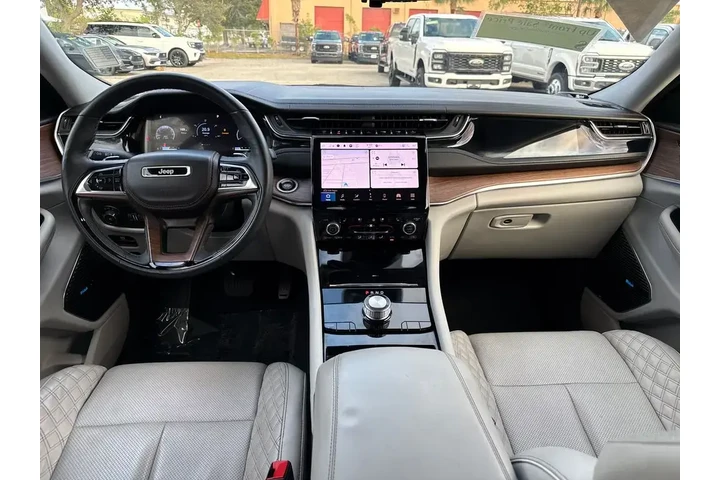 $30900 : Jeep Grand Cherokee 2022 4x2 image 5