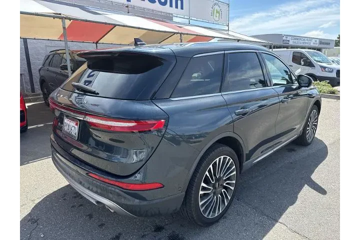 $21950 : Lincoln Corsair 2021 Reserve image 5