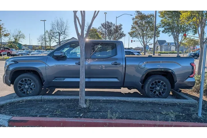 $56990 : 2024 Tundra Platinum image 6