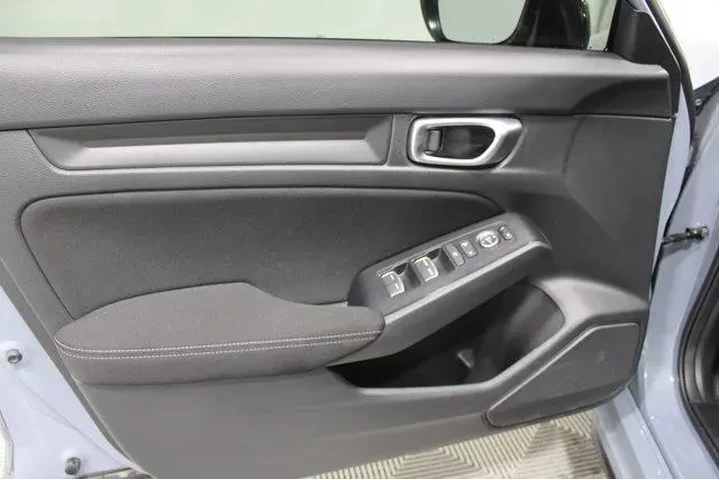 $26985 : Honda Civic 2023 Sport 4dr H image 3