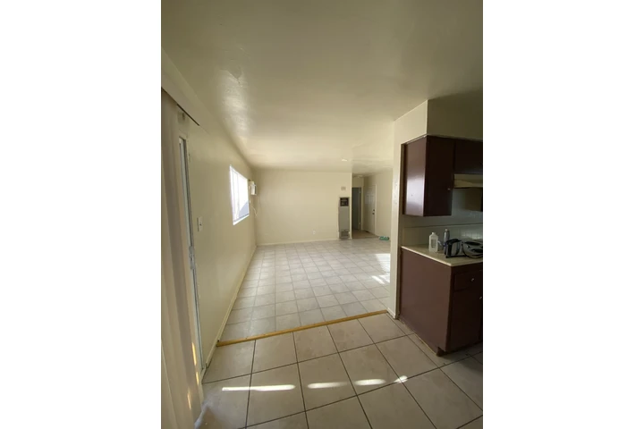 $995 : Apt 1 rec cerca Panorama/Haley image 2