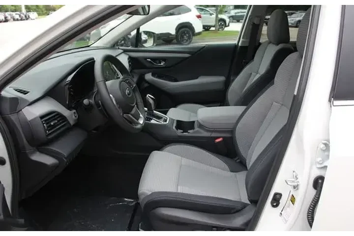 $31991 : Subaru Outback 2025 AWD Prem image 9