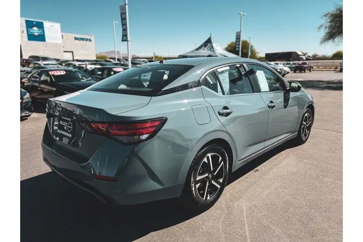$20997 : Nissan Sentra 2025 SV 4dr Se image 7