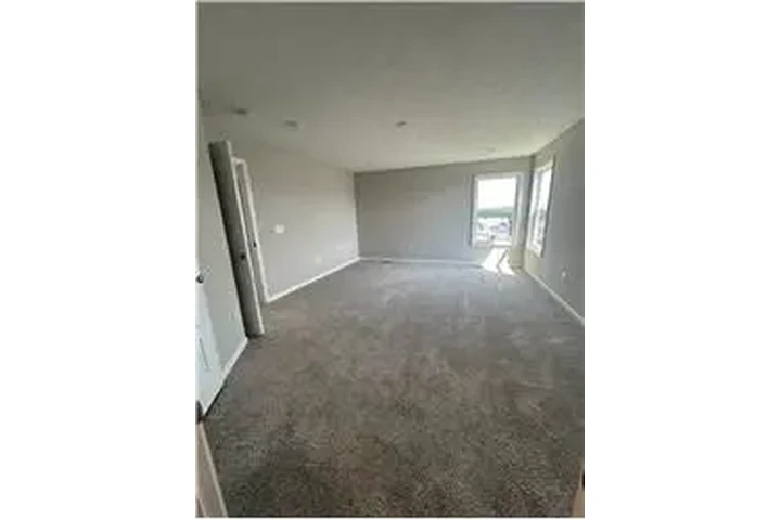 $2695 : Rental property with 3 bedro image 8