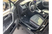$35000 : Gold Certified2025 RAV4 XLE thumbnail