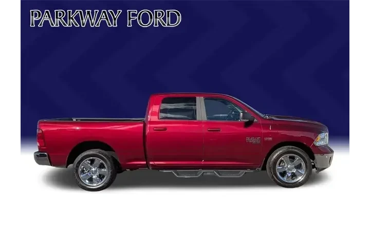 $22945 : Ram 1500 Classic 2019 4x4 SL image 4