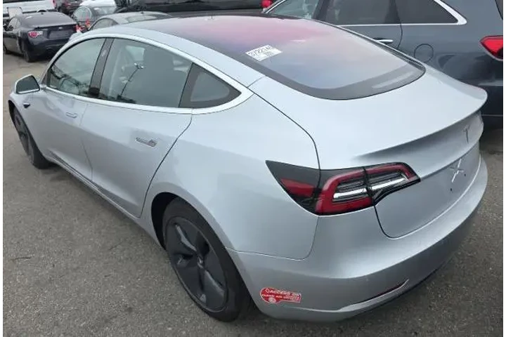 $16900 : Tesla Model 3 2017 Standard image 2