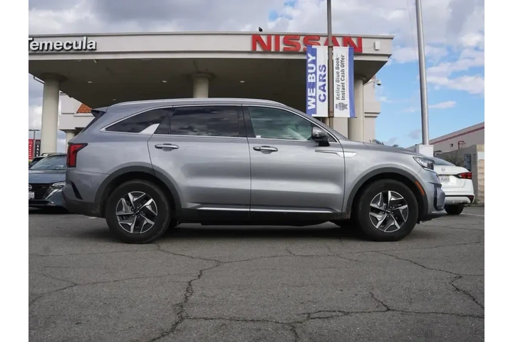 $19431 : Kia Sorento Hybrid 2022 S 4d image 3