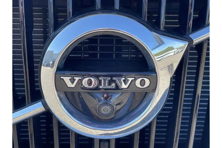 $18791 : Volvo XC90 2019 T5 Momentum image 4