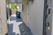 $2300 : Apartamento 2/1 Hialeah thumbnail