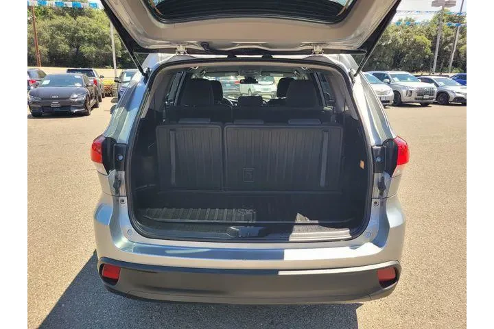$24655 : Toyota Highlander 2019 AWD L image 8