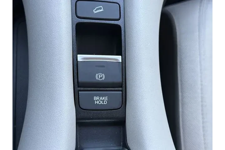 $22461 : Honda HR-V 2023 LX 4dr Cross image 10