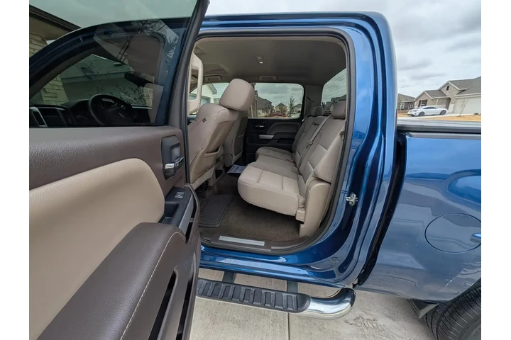 $9000 : 2015 Chevy Silverado LT Z71 image 5