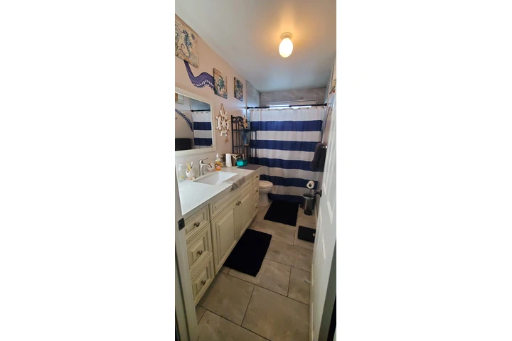 $1150 : Cuarto amueblado en renta image 5