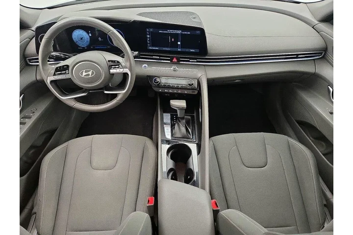 $19998 : Hyundai ELANTRA 2024 SEL 4dr image 9