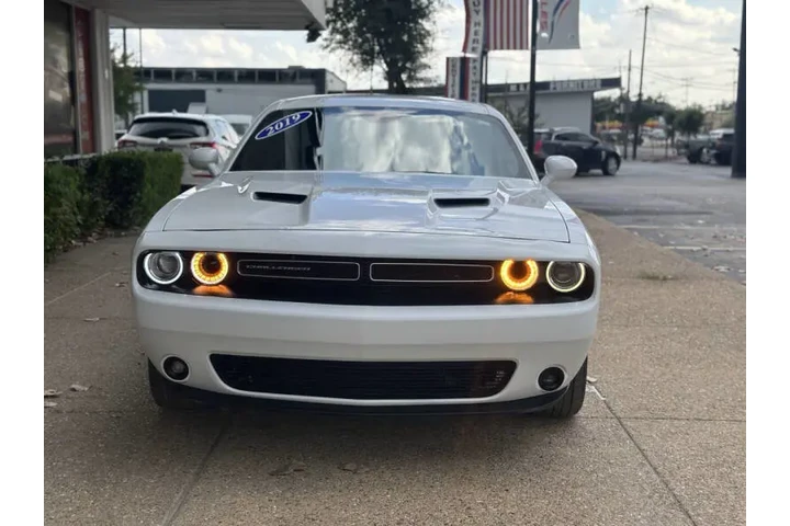 $21999 : 2019 Challenger SXT image 5