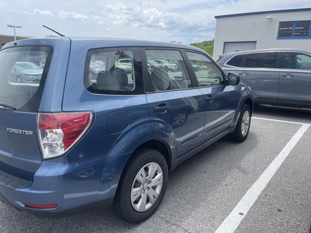 $6998 : PRE-OWNED 2010 SUBARU FORESTE image 5