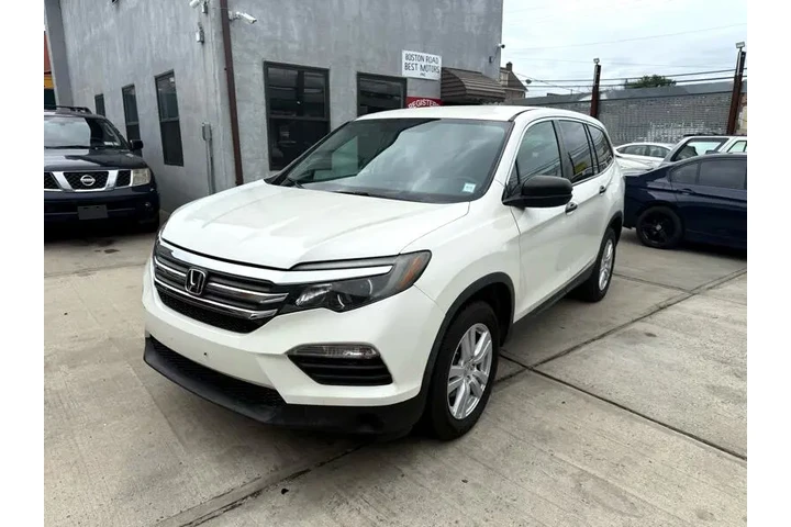 $15995 : 2018 Pilot LX 4WD image 9