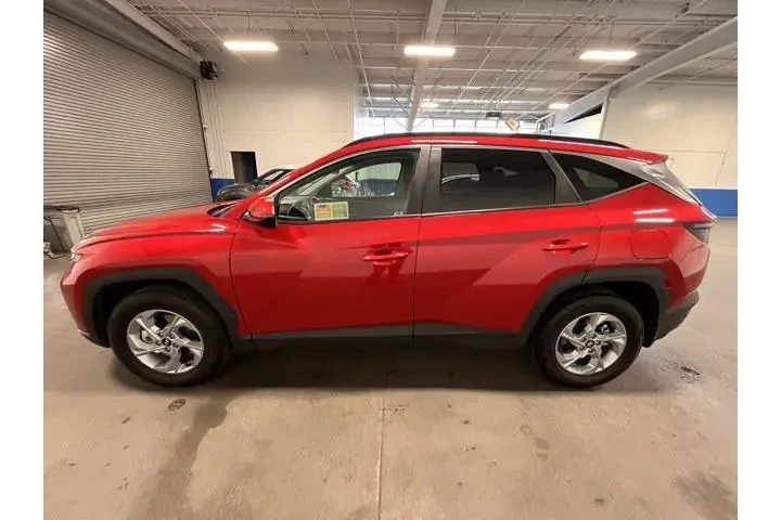 $22527 : Hyundai TUCSON 2023 AWD SEL image 6