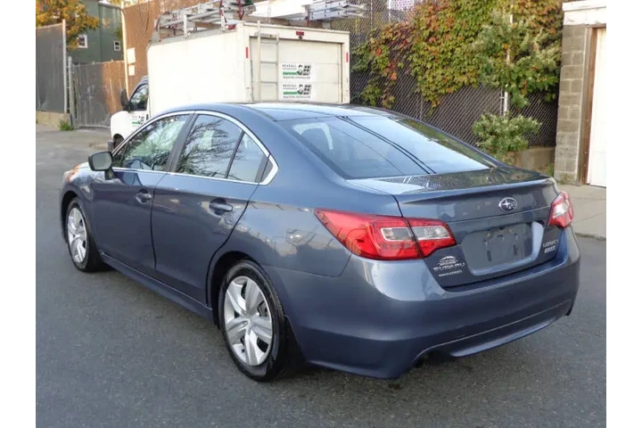 $9950 : 2015 Legacy 2.5i image 5