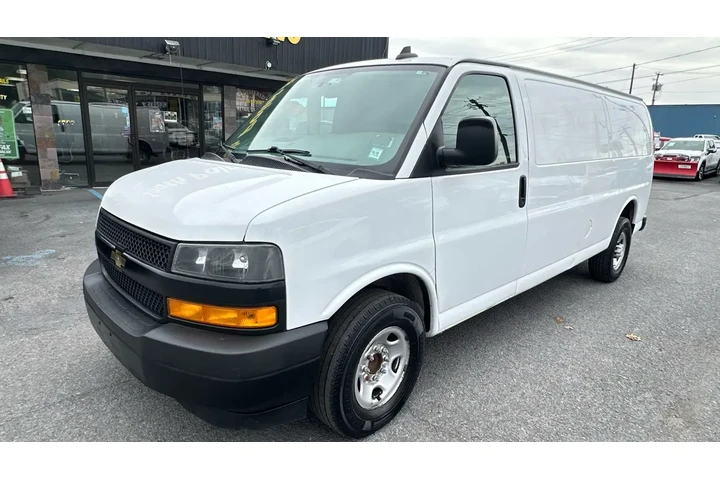 $14488 : 2018 Express image 4