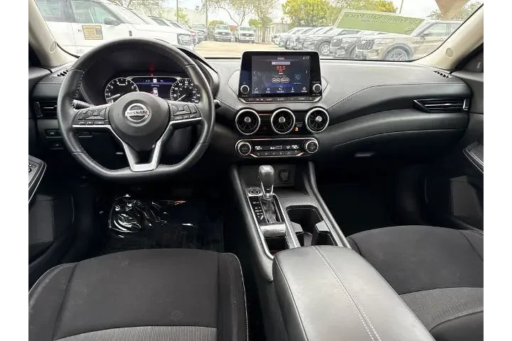 $13900 : Nissan Sentra 2020 SV 4dr Se image 6