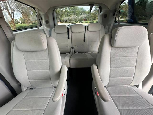 $3500 : 2008 Grand Caravan SXT image 5