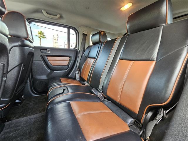 $11995 : 2008 HUMMER H3 Luxury image 7