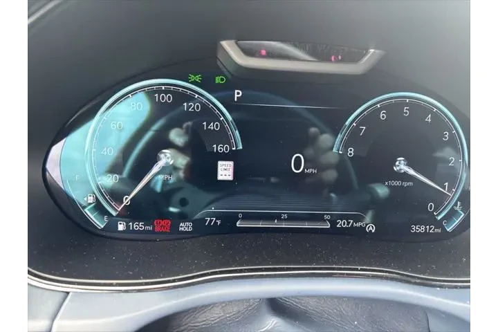 $37242 : Genesis GV70 2023 AWD 2.5T S image 9