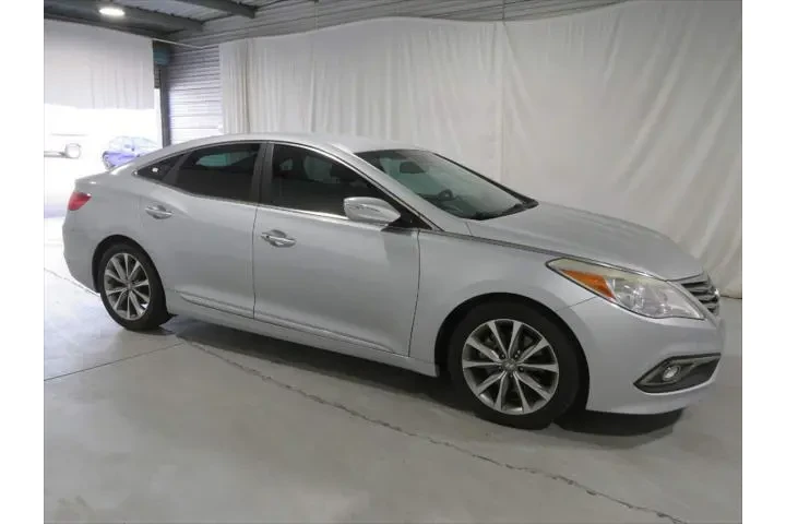 $9988 : Hyundai Azera 2017 4dr Sedan image 7