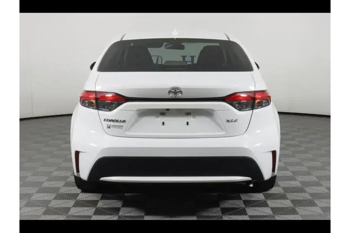 $18875 : Toyota Corolla 2020 XLE 4dr image 6