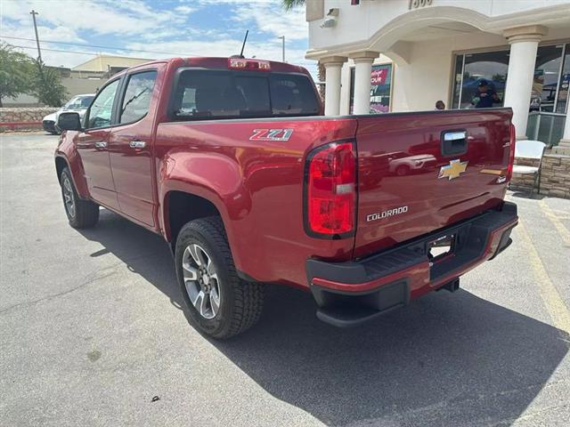 $28995 : Pre-Owned 2016 Colorado Crew image 9