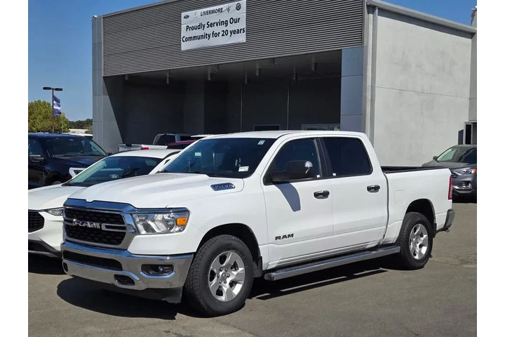 $27999 : Ram 1500 2023 4x2 Big Horn 4 image 8