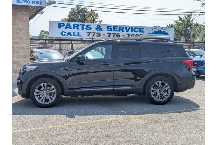 $28777 : Ford Explorer 2023 AWD XLT 4 image 7