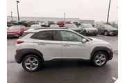 $20900 : Hyundai KONA 2023 AWD SEL 4d thumbnail