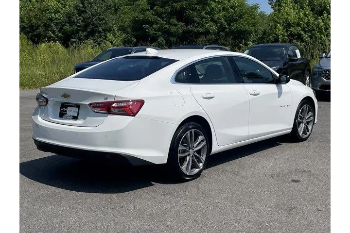 $27999 : Chevrolet Malibu 2024 LT 4dr image 8