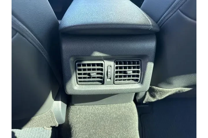 $33488 : Toyota Camry 2024 XSE V6 4dr image 8