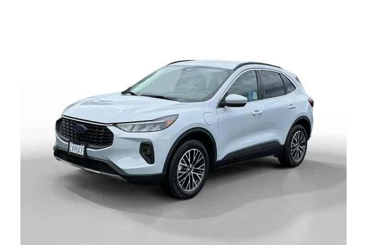 $29640 : Ford Escape Plug-In Hybrid 2 image 1