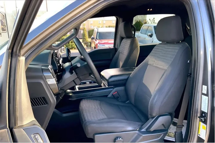 $33055 : Ford F-150 2022 4x4 Platinum image 7