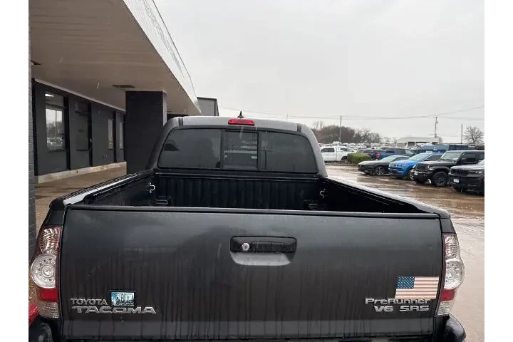 $17664 : Toyota Tacoma 2015 4x2 PreRu image 4