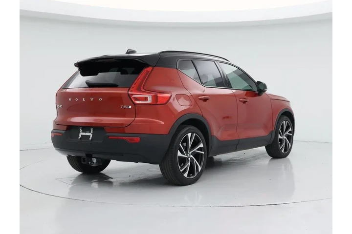 $29998 : Volvo XC40 2022 AWD T5 R-Des image 8