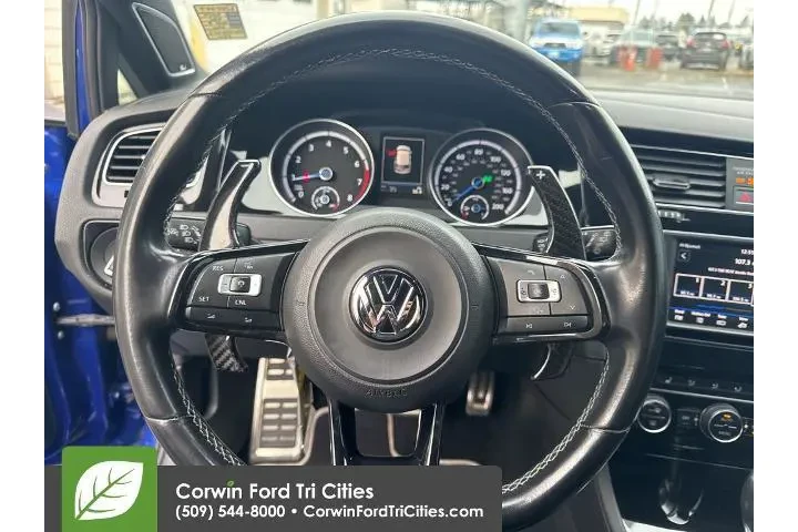 $25989 : Volkswagen Golf R 2017 AWD 4 image 2