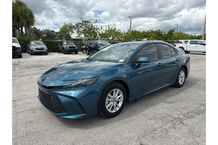 $27510 : Toyota Camry 2026 image 7