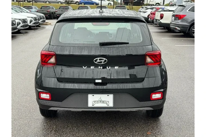 $22415 : Hyundai VENUE 2026 SE 4dr Cr image 9