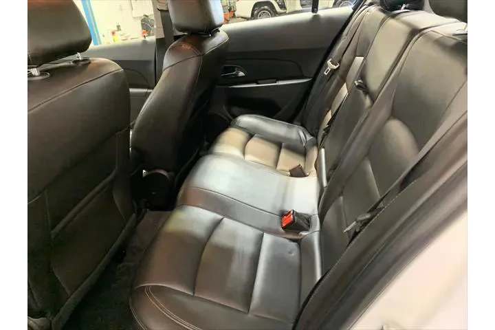 $10989 : Chevrolet Cruze Limited 2016 image 9