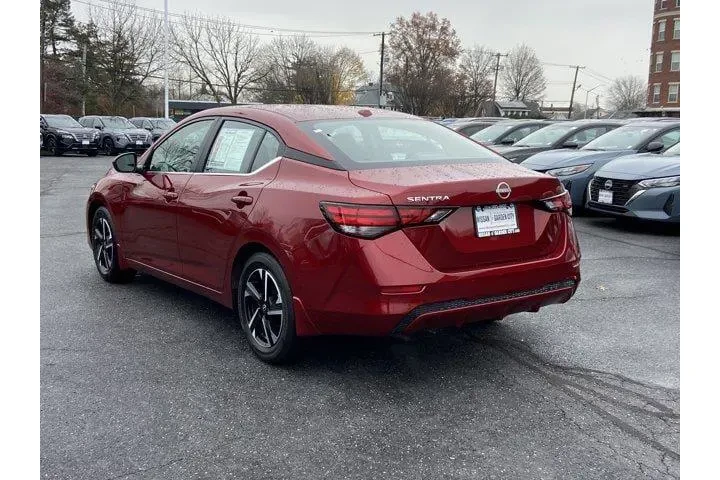 $19650 : Nissan Sentra 2025 SV 4dr Se image 6